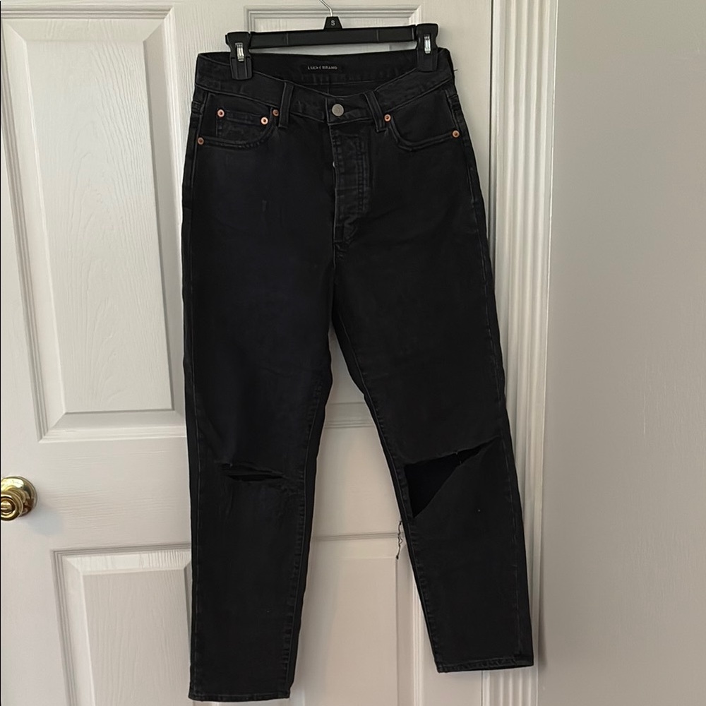 Lucky Brand Black Ankle Cropped Jeans with Knee Rip